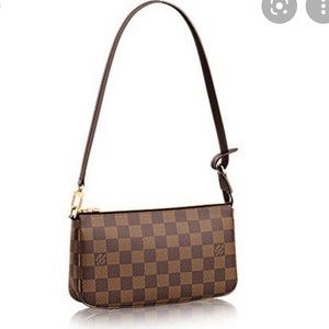 Authentic LV Pochette Accesoires